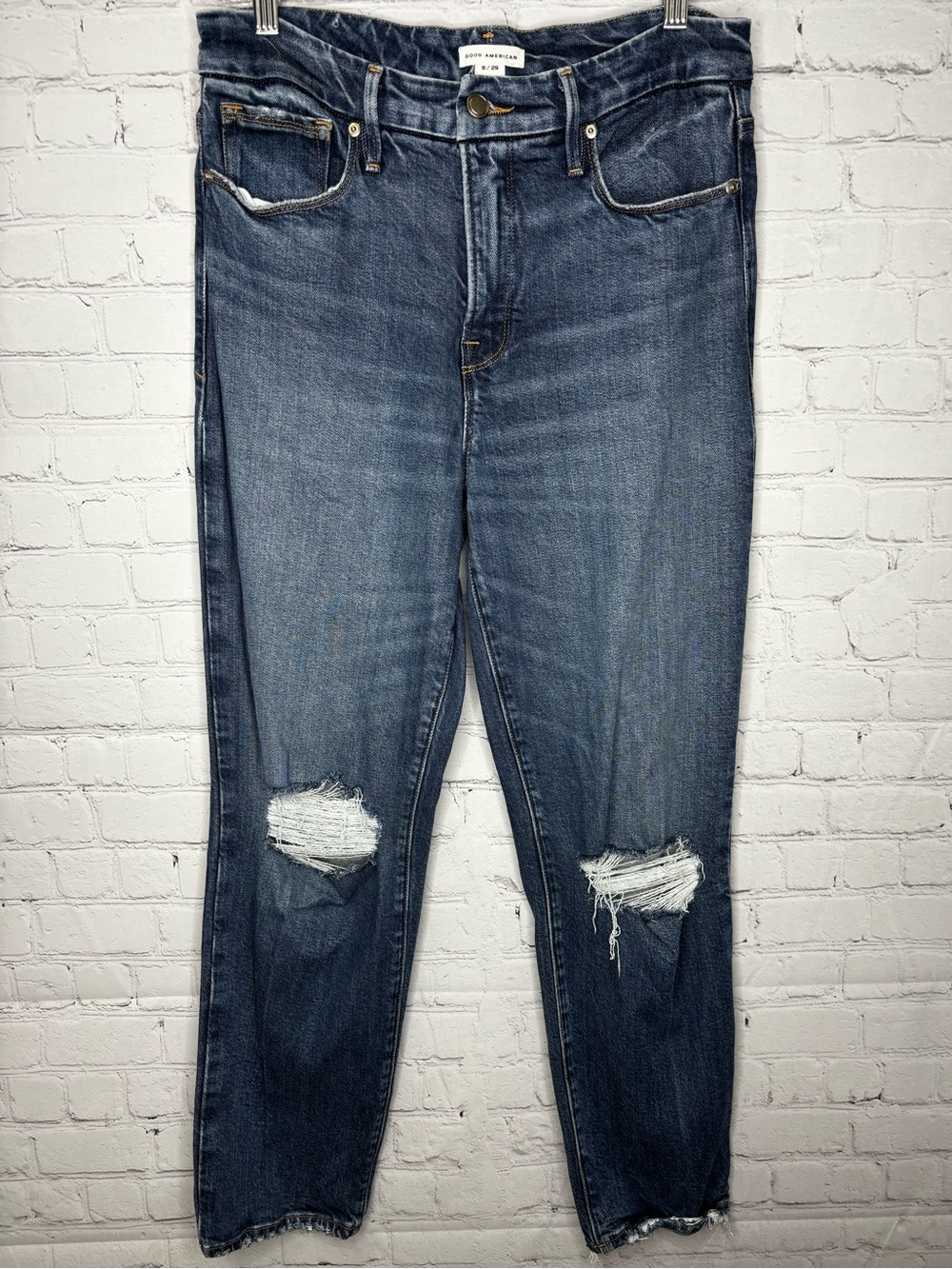 Good American Good Classic Jeans Straight Leg Distressed